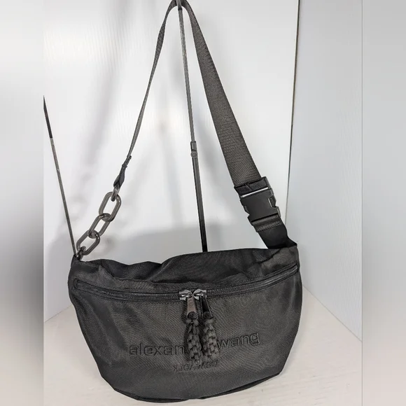 Alexander Wang fanny pack ロゴ ベルトバッグ Fanny Pack Alexander